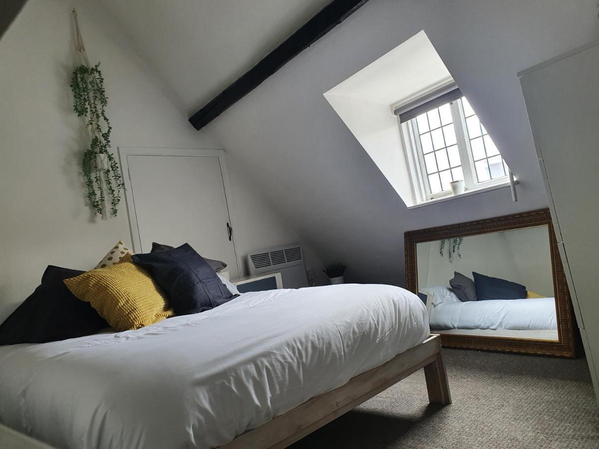 Grade I Listed Luxury Apartment In Hertfordshire 웨어 외부 사진