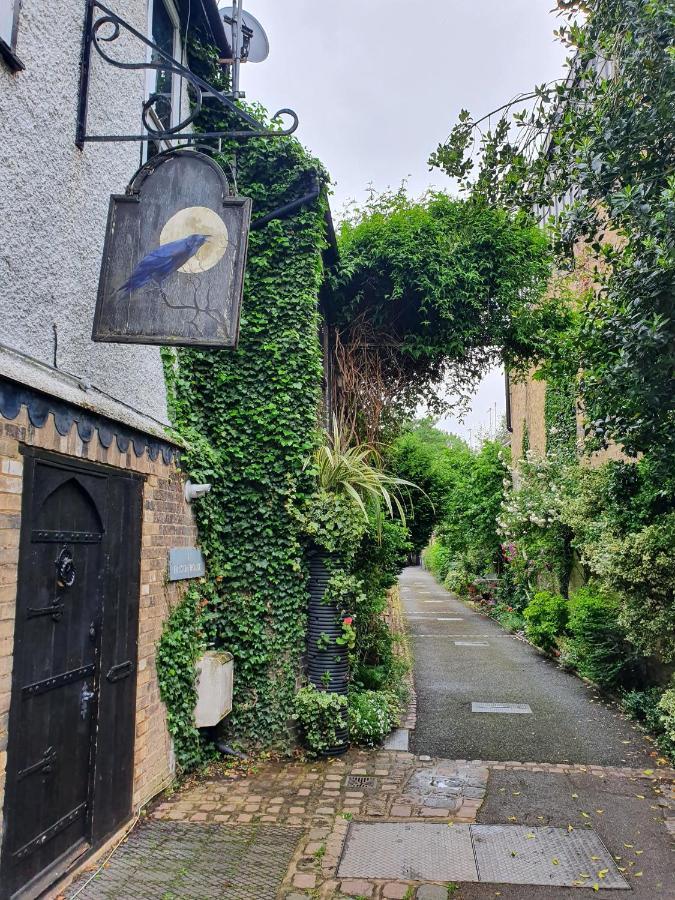 Grade I Listed Luxury Apartment In Hertfordshire 웨어 외부 사진